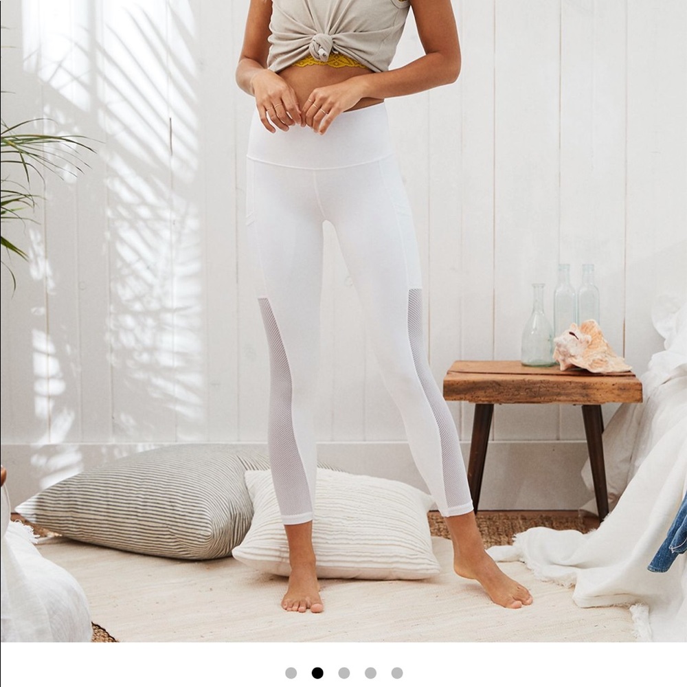 White aerie leggings size small